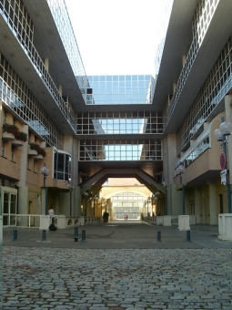 vue de l'ENS Lyon, allée d'Italie