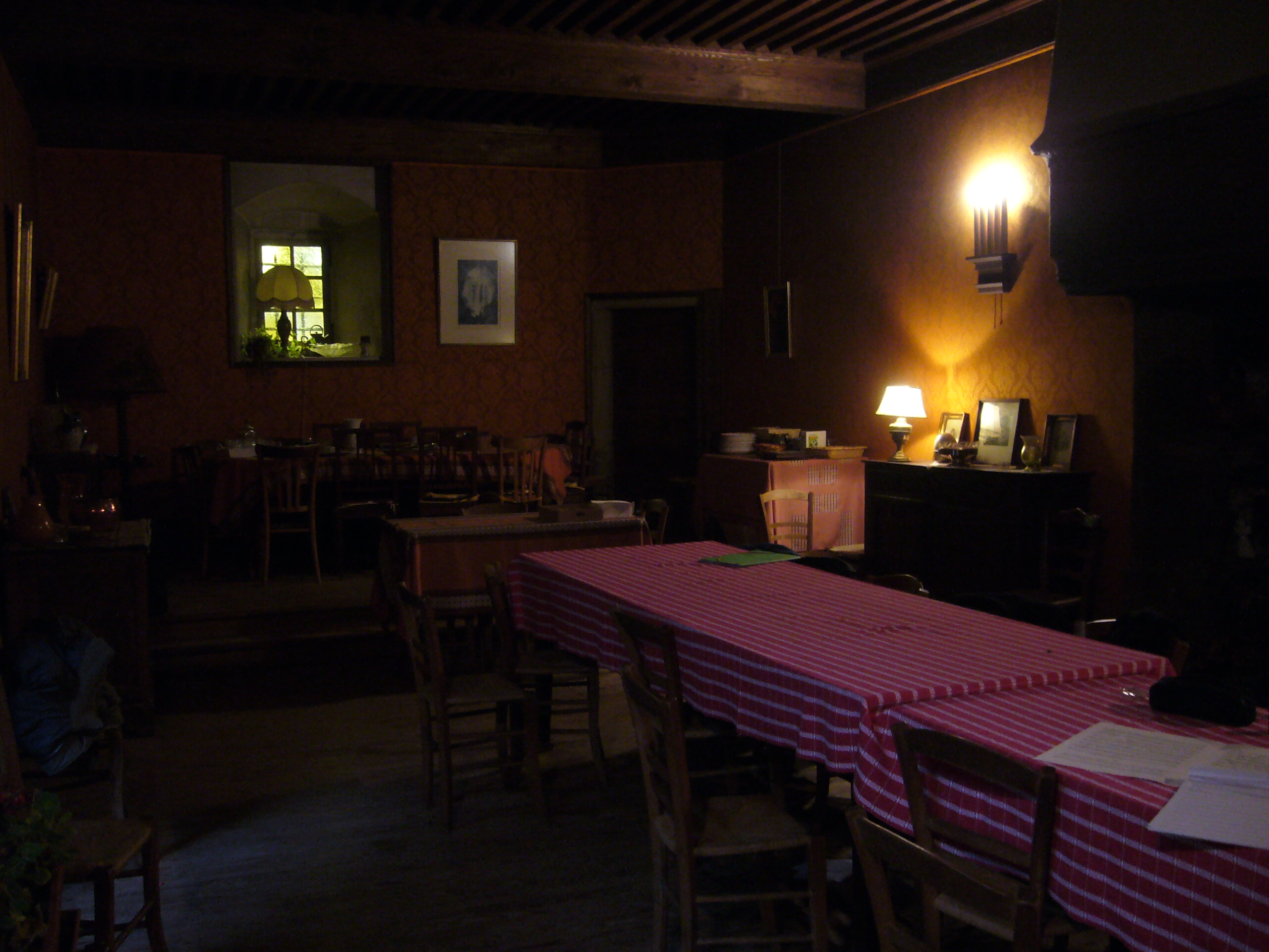 Chateau_09.jpg 