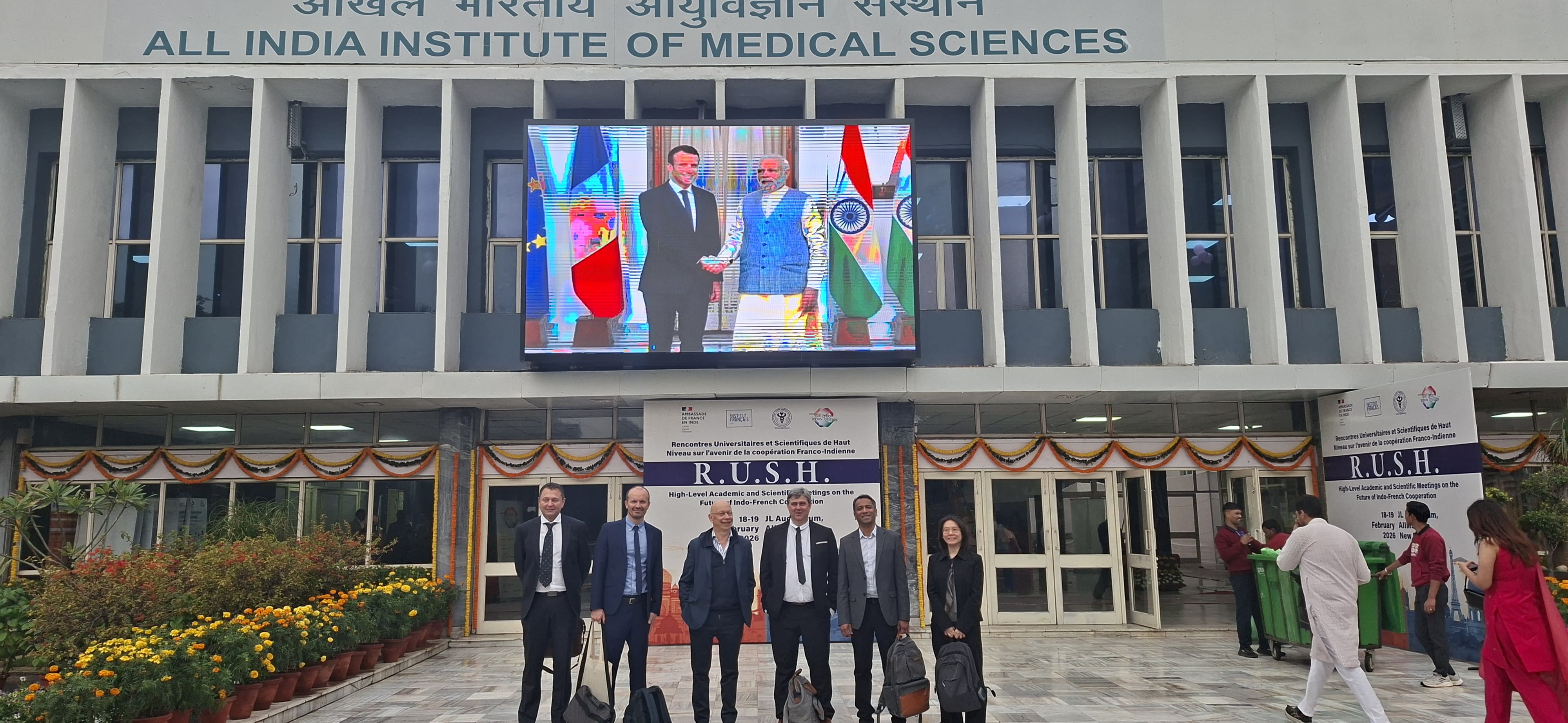 Delegation from ENS de Lyon (and ENS-PSL) to the All India Institute of Medical Sciences (AIIMS) in New Delhi