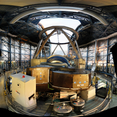 L’instrument SPHERE a été installé début 2014 au Very Large Telescope de l’ESO au Chili, au foyer d’un des quatre télescopes de 8.20 m. © SPHERE/ONERA/JF Sauvag