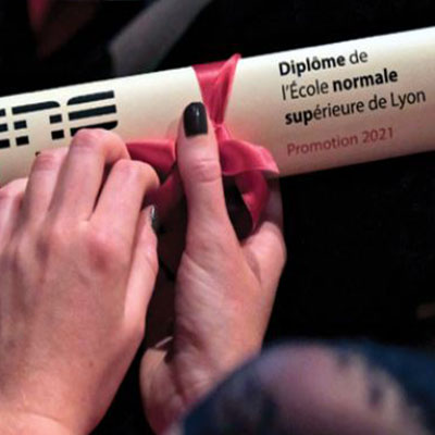 Consulter la page Taxe d'apprentissage