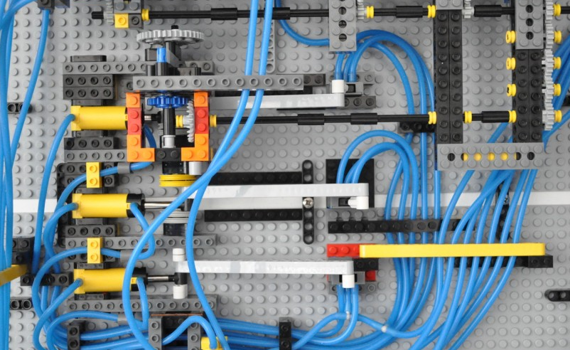Photographie de la machine de Turing en LEGO®