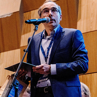 Pascal Raybaud reçoit le prix François Gault