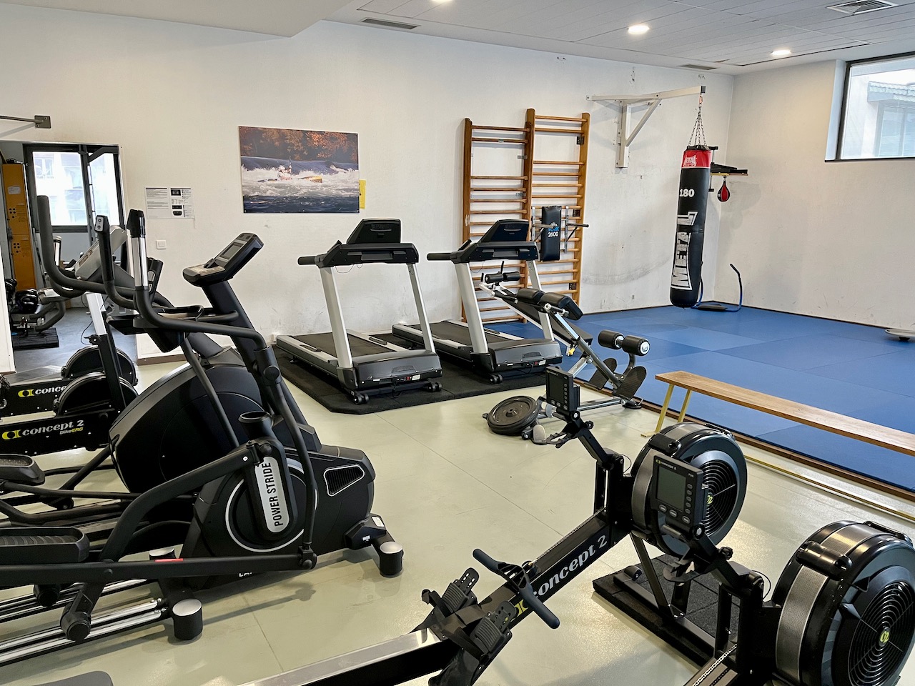 Weight room - photo 2