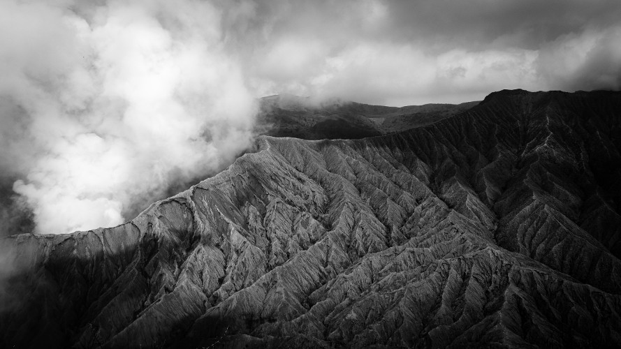 Hubert Souquet-Basiege - Mont Bromo, un large volcan en activité sur l'île de Java en Indonésie