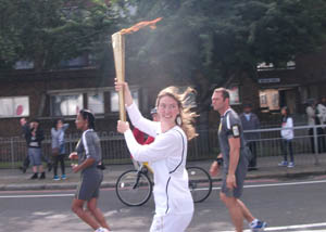 Franca Hoffmann Flamme olympique JO Londres
