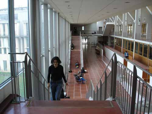 En savoir plus sur Hall de la Bibliothèque Diderot de Lyon
