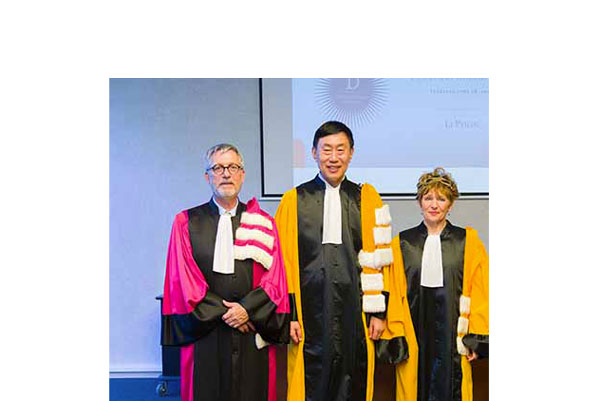 Photo de JF. Pinton, Li Peilin et L. Roulleau-Berger