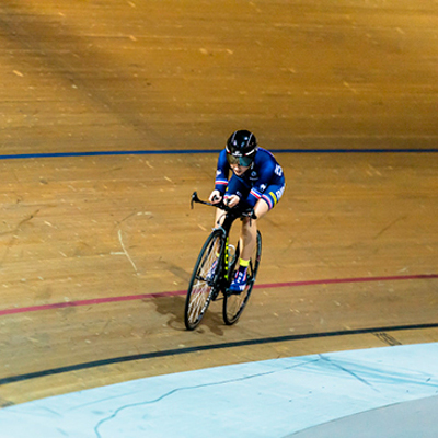Coureuse cycliste de l'équipe de France junior