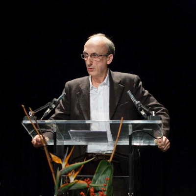 Robert Morris lors de la remise de son DHC