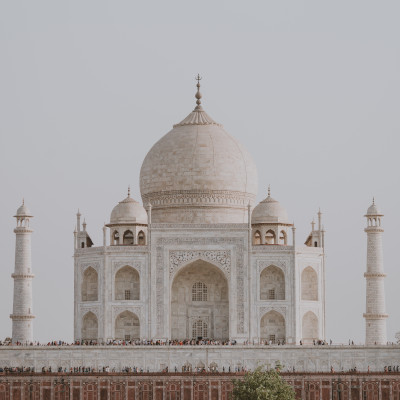 Minaret © Annie Spratt | Unsplash