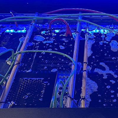 intérieur cuve d'immersion cooling