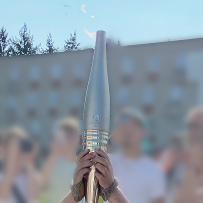 La flamme paralympique