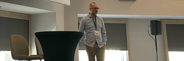 Damien Stehlé lors d'une présentation CryptoLab
