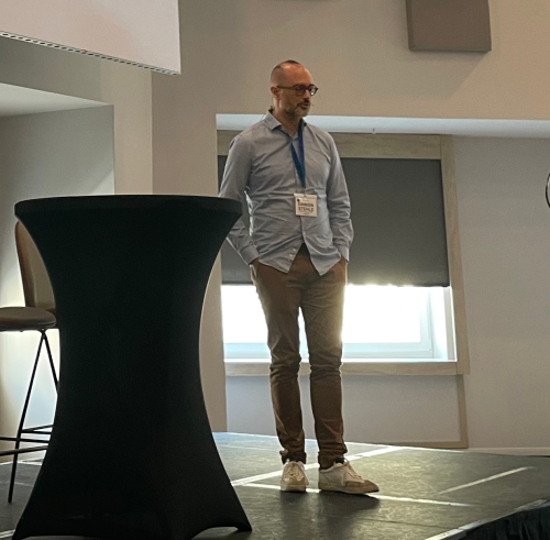 Damien Stehlé lors d'une présentation de CryptoLab